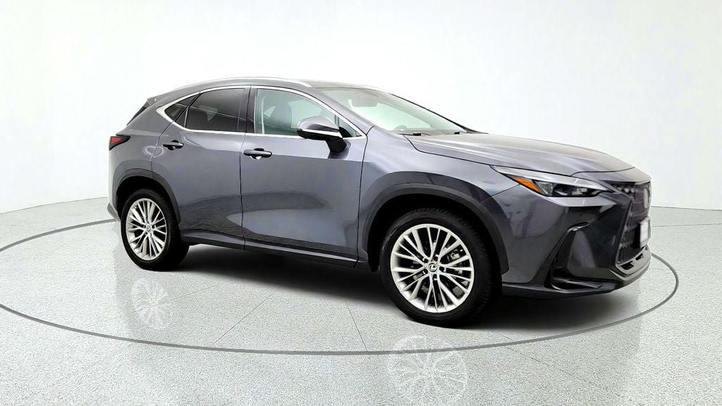 Used 2025 Lexus NX 350 AWD w/ Accessory Package (2T) image 3