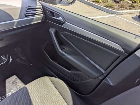 Used 2021 Volkswagen Jetta R-Line FWD image 29