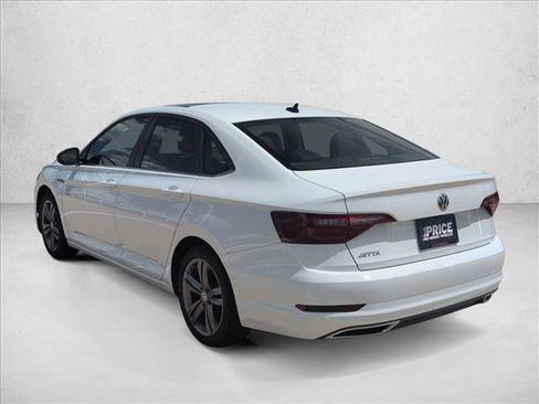 Used 2020 Volkswagen Jetta R-Line w/ R-Line Cold Weather Package FWD image 8