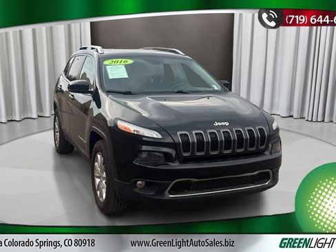Used 2016 Jeep Cherokee Limited AWD/4WD image 7