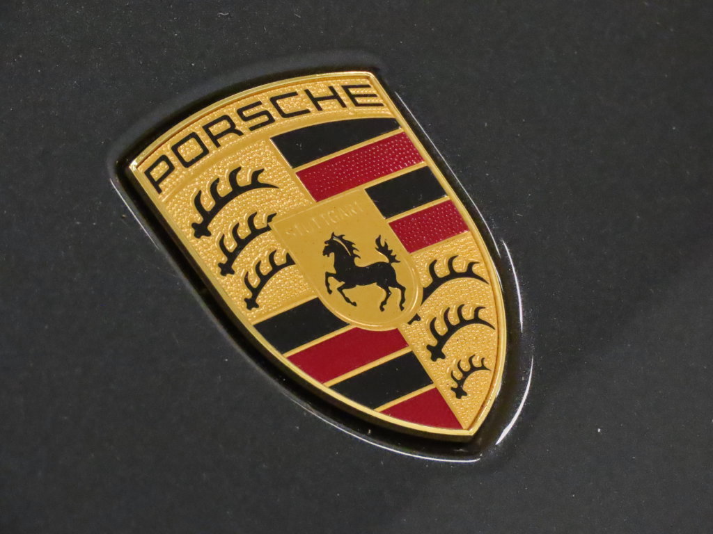 Certified 2026 Porsche Macan GTS AWD/4WD image 13