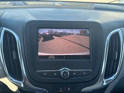 Used 2022 Chevrolet Equinox LT image 20