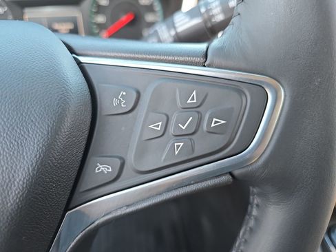 Used 2018 Chevrolet Equinox LT image 20