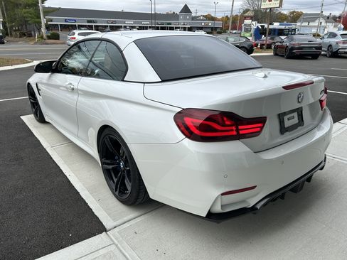 Used 2020 BMW M4 Convertible w/ Competition Package image 10