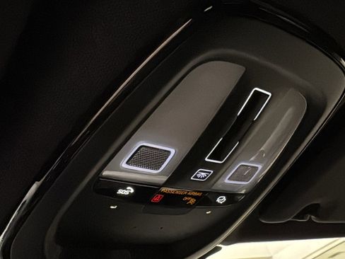 Used 2026 Volvo XC40 B4 Plus w/ Climate Package image 20