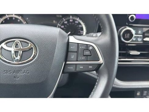 Certified 2025 Toyota Highlander LE AWD/4WD image 27