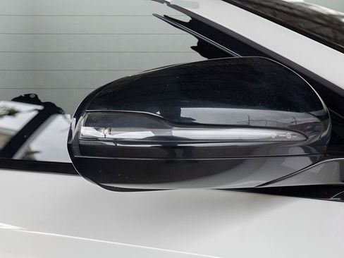 Used 2020 Mercedes-Benz E 350 Sedan image 12