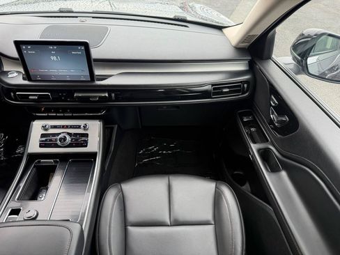 Used 2022 Lincoln Aviator 2WD image 29