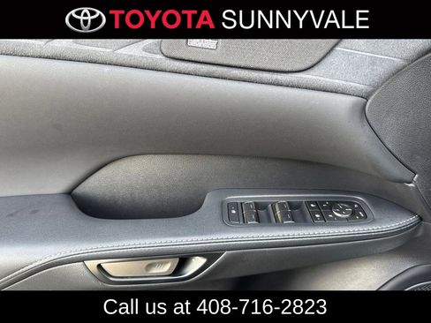 Used 2025 Lexus RX 450h AWD w/ Convenience Package image 15