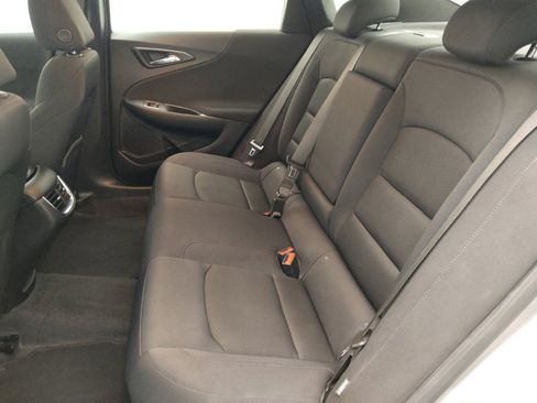 Used 2025 Chevrolet Malibu LT FWD image 18