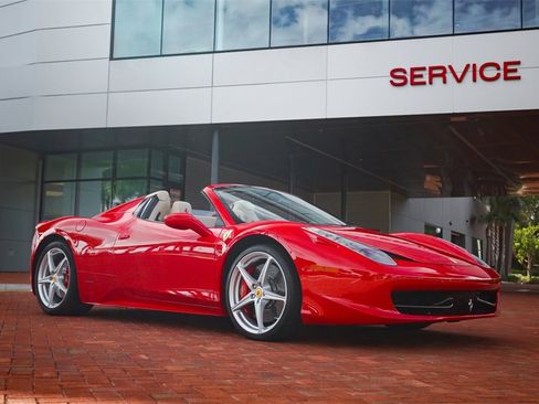 Certified 2013 Ferrari 458 Spider Base image 24