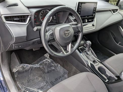 Used 2022 Toyota Corolla SE w/ SE Premium Package FWD image 10