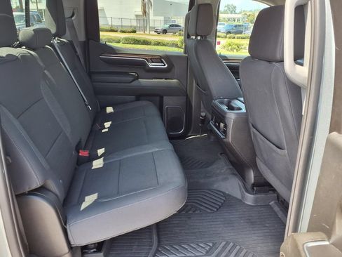 Used 2024 Chevrolet Silverado 1500 RST w/ Convenience Package II AWD/4WD image 16
