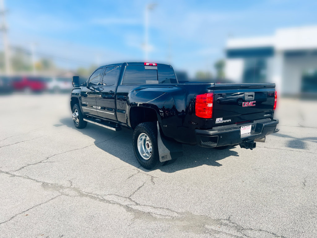 Used 2018 GMC Sierra 3500 Denali w/ Duramax Plus Package AWD/4WD image 4