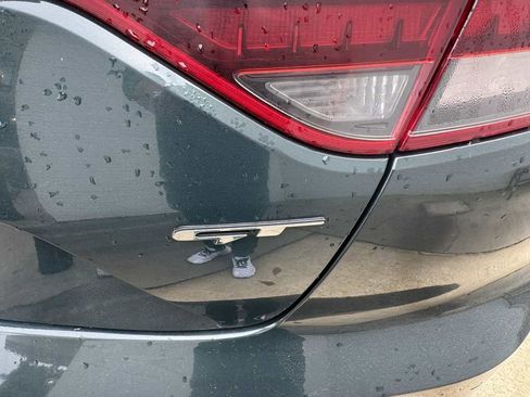 Used 2022 Kia Stinger GT2 image 34