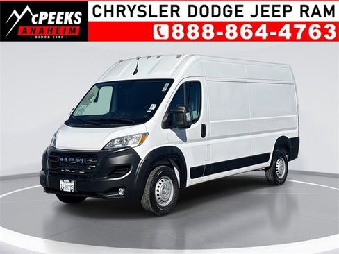 Used 2025 RAM ProMaster 2500 w/ Convenience Group image 1