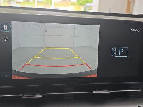 Used 2024 Hyundai Kona SEL image 21