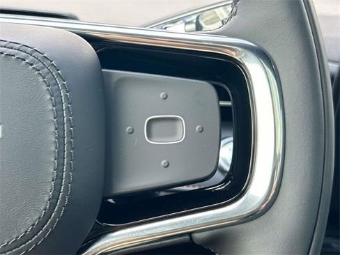 New 2025 Lincoln Nautilus Premier w/ Equipment Group 102A image 28