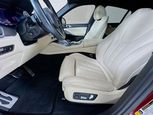 Used 2022 BMW X6 xDrive40i w/ M Sport Package image 22