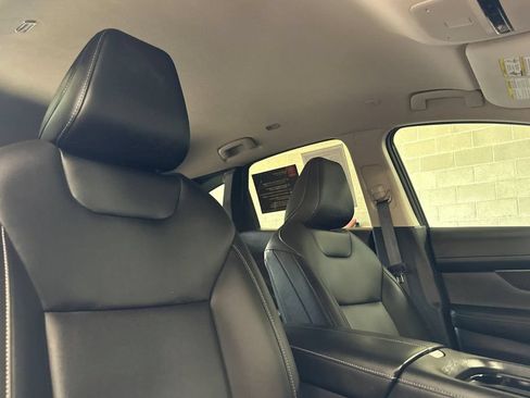 Certified 2025 Nissan Murano SV w/ Cargo Package AWD/4WD image 17