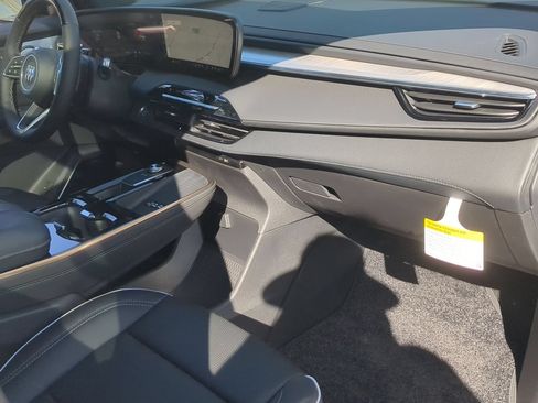 New 2026 Buick Enclave Avenir w/ Super Cruise Package FWD image 30
