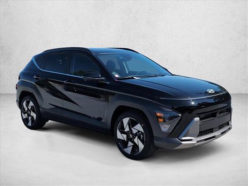 New 2026 Hyundai Kona Limited FWD image 7