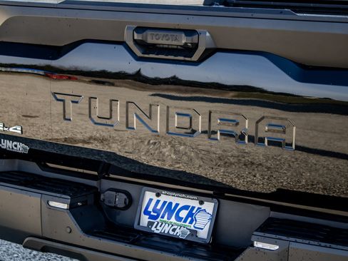 Used 2023 Toyota Tundra SR5 AWD/4WD image 18