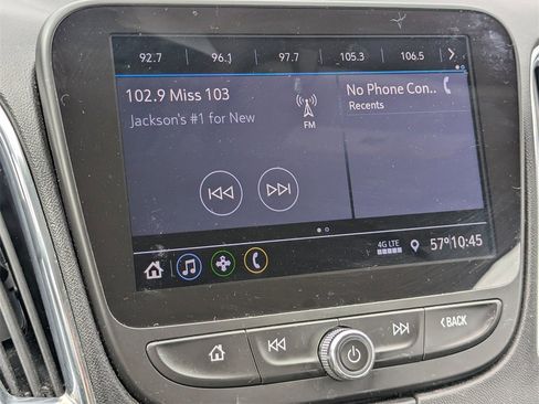 Used 2020 Chevrolet Malibu LT image 11