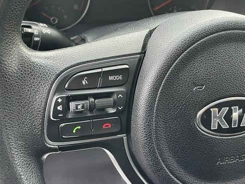 Used 2018 Kia Sportage LX image 27