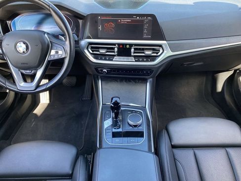 Used 2023 BMW 430i Convertible w/ Premium Package image 15