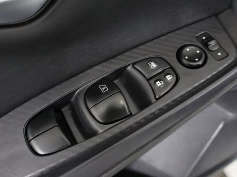 Used 2023 Nissan Sentra SV image 34