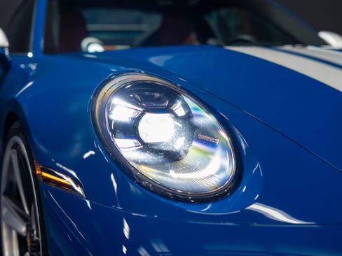 Used 2023 Porsche 911 Sport Classic RWD image 31