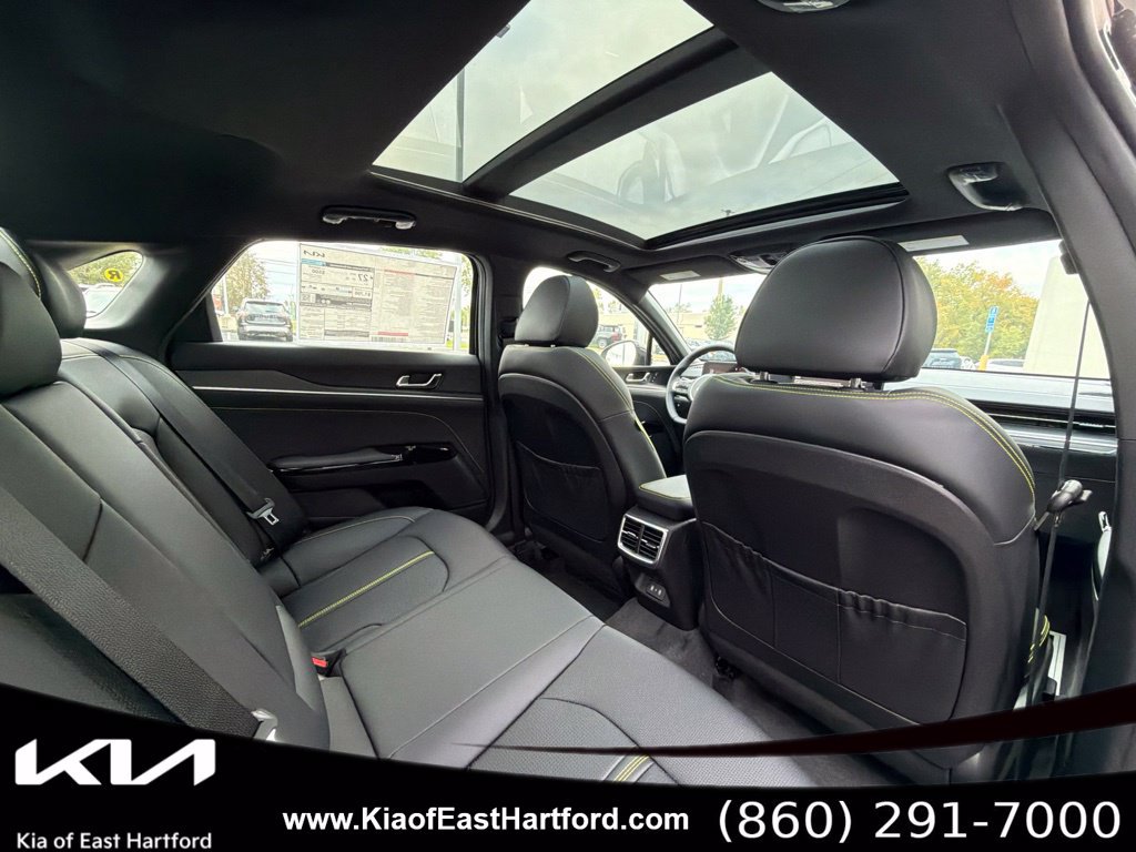 New 2027 Kia K5 GT FWD image 14