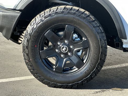 New 2025 Ford Bronco Big Bend image 24