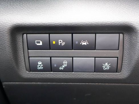 Certified 2025 Nissan Kicks Play S FWD image 17