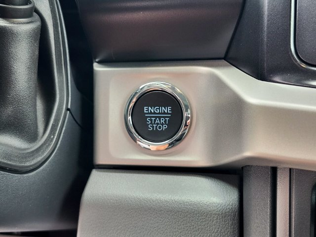 New 2026 Ford F250 XLT w/ XLT Premium Package AWD/4WD image 24