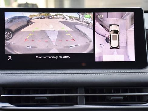 Used 2022 INFINITI QX60 Sensory w/ Cargo Package FWD image 18