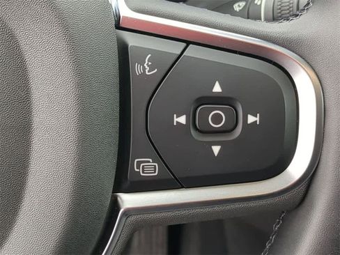 Certified 2025 Volvo XC60 T8 Core w/ Protection Package Premier image 23