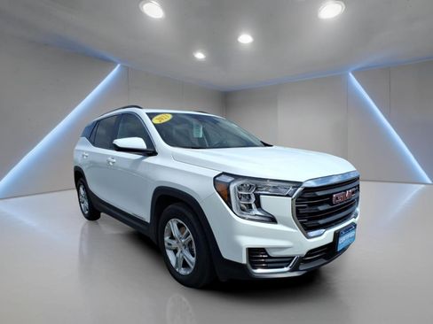 Certified 2023 GMC Terrain SLE w/ Driver Convenience Package FWD image 1