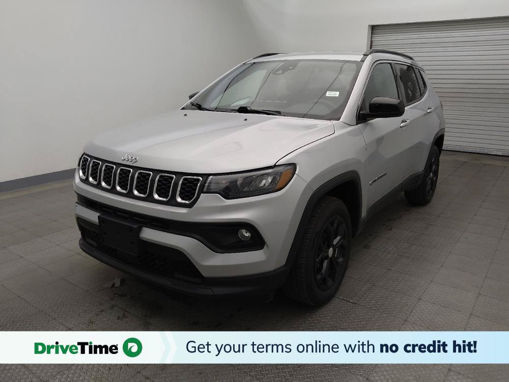 Used 2024 Jeep Compass Latitude AWD/4WD image 1