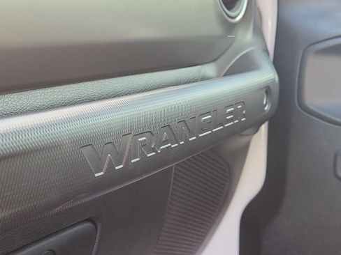 Used 2023 Jeep Wrangler Sport AWD/4WD image 30