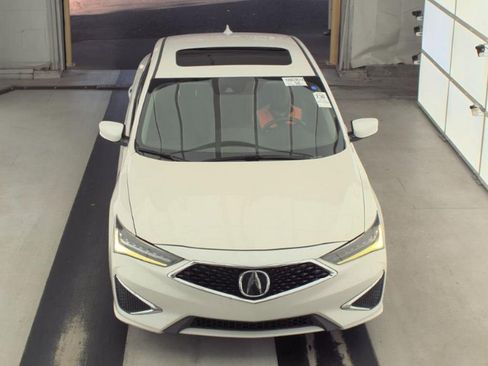 Used 2020 Acura ILX image 2
