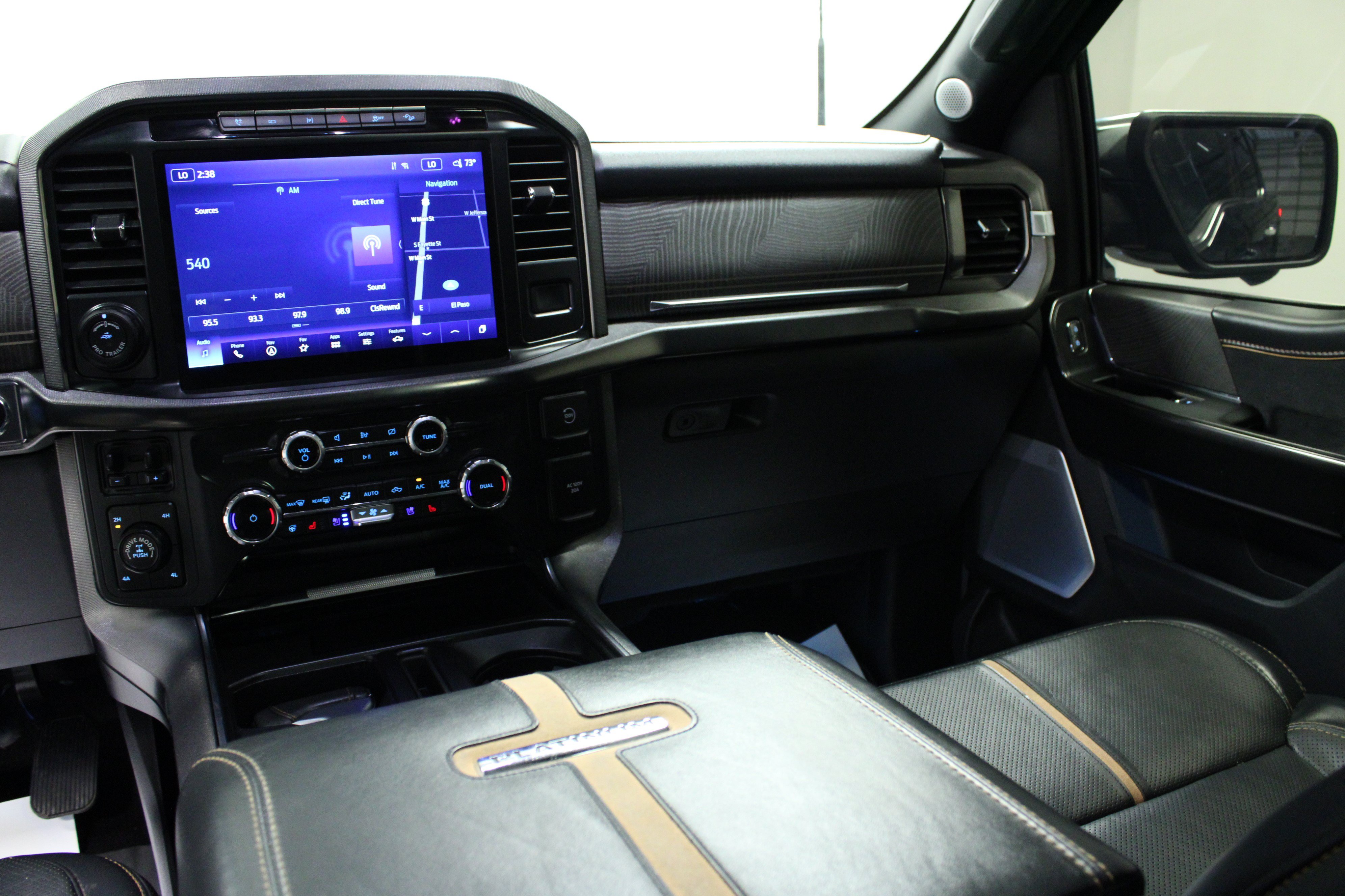 Used 2022 Ford F150 Platinum w/ Equipment Group 701A High AWD/4WD image 19