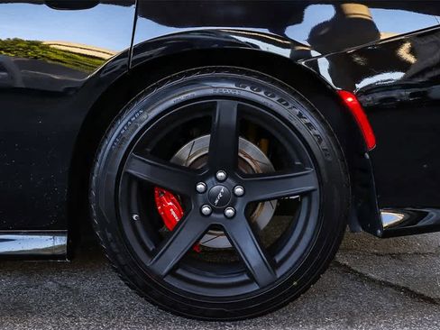 Used 2019 Dodge Charger SRT Hellcat w/ Navigation & Travel Group image 12