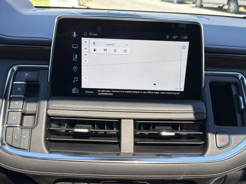 Used 2023 Chevrolet Suburban High Country w/ Premium Package AWD/4WD image 20