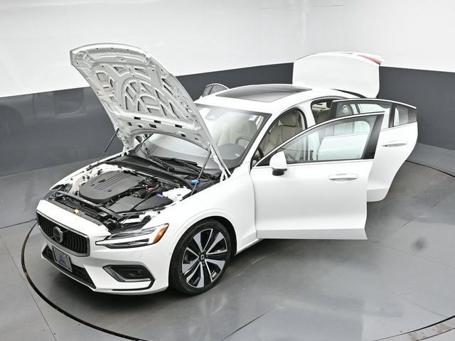 Used 2023 Volvo S60 B5 Ultimate w/ Climate Package FWD image 50
