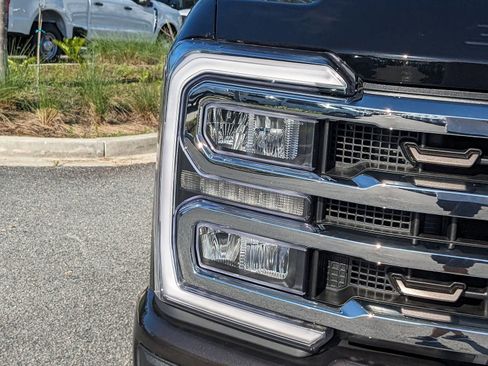 New 2025 Ford F350 King Ranch w/ FX4 Off-Road Package image 11