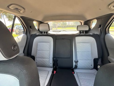 Used 2020 Chevrolet Equinox LS w/ LS Convenience Package FWD image 9