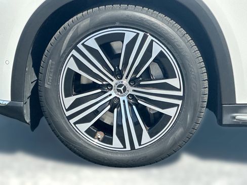 Used 2023 Mercedes-Benz EQS 450+ SUV image 10