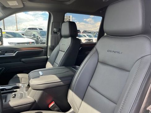 New 2026 GMC Sierra 3500 Denali w/ Denali Reserve Package AWD/4WD image 14